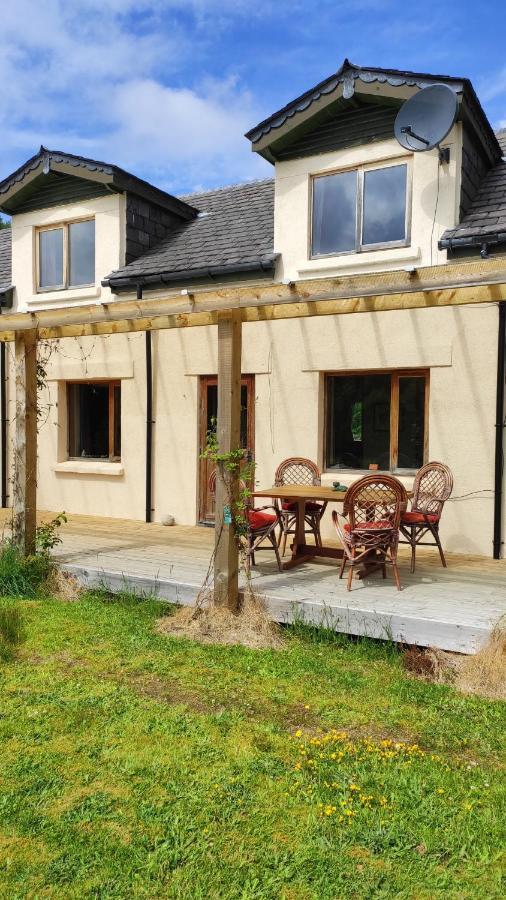 Sunrise House Hotel Inverfarigaig Exterior photo